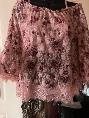 No Boundaries Pink Floral Lace Off-Shoulder Blouse